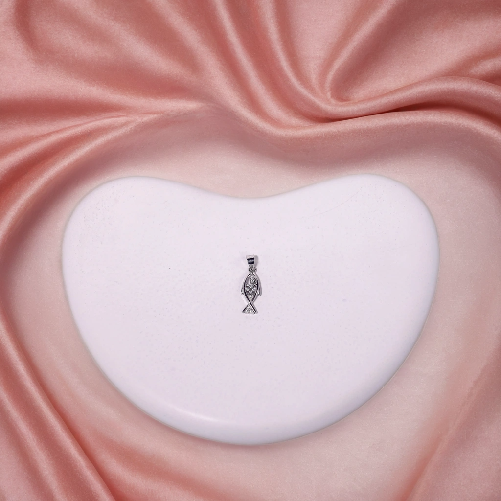 Little Fin Treasure Pendant for Kids & Ladies – Pure 925 Silver - Image 2